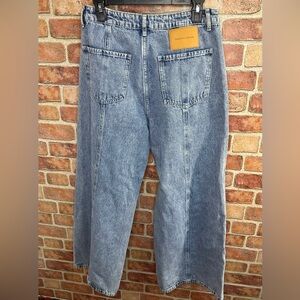 Wide legged jeans, Size 30